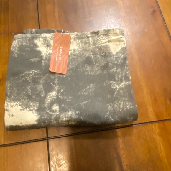 SHEIN SXY Ladies Tie Dye Split Front Denim Skirt With Functional Pockets - Picture 1 of 13